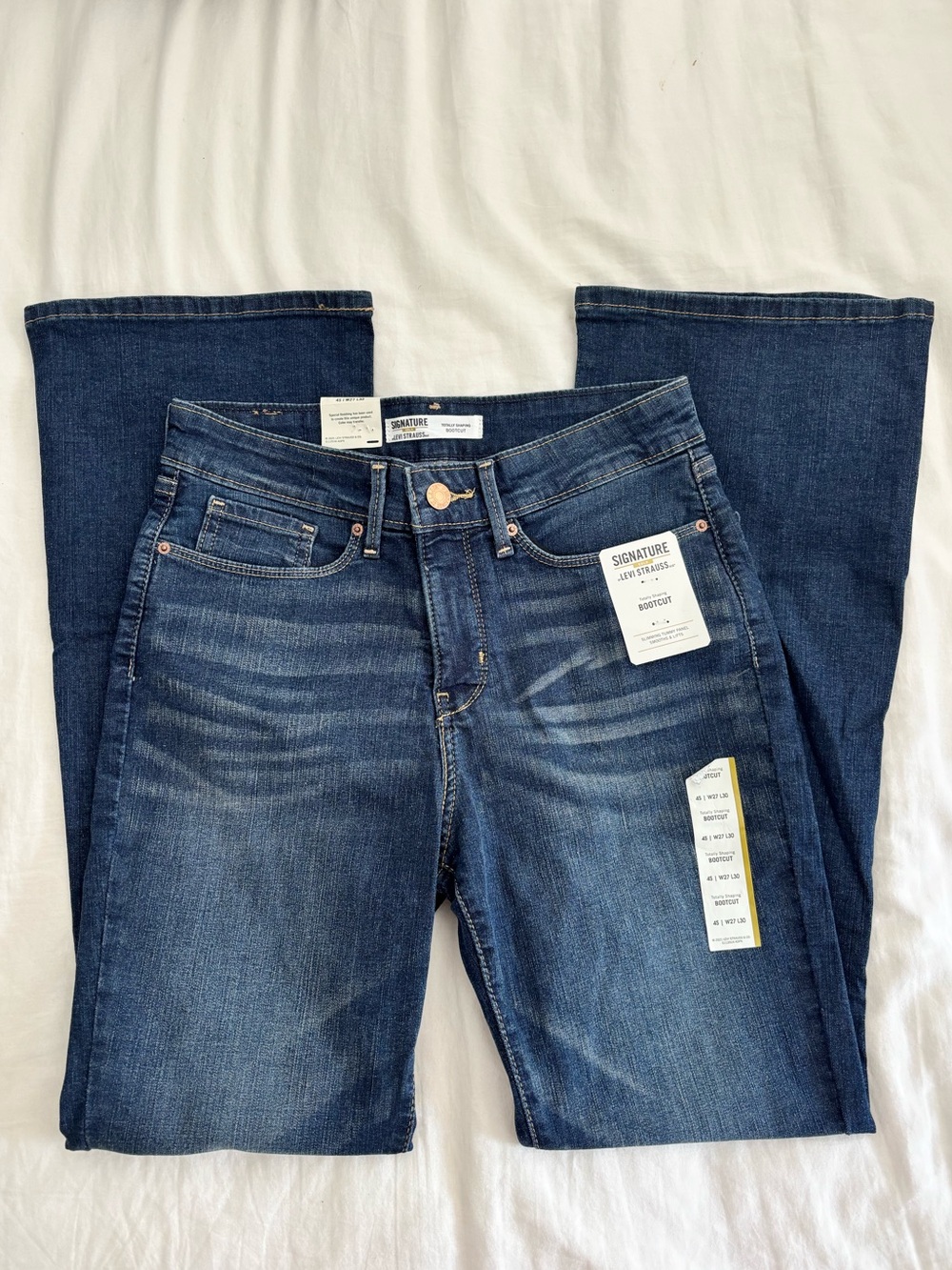 NWT Bootcut Levi’s